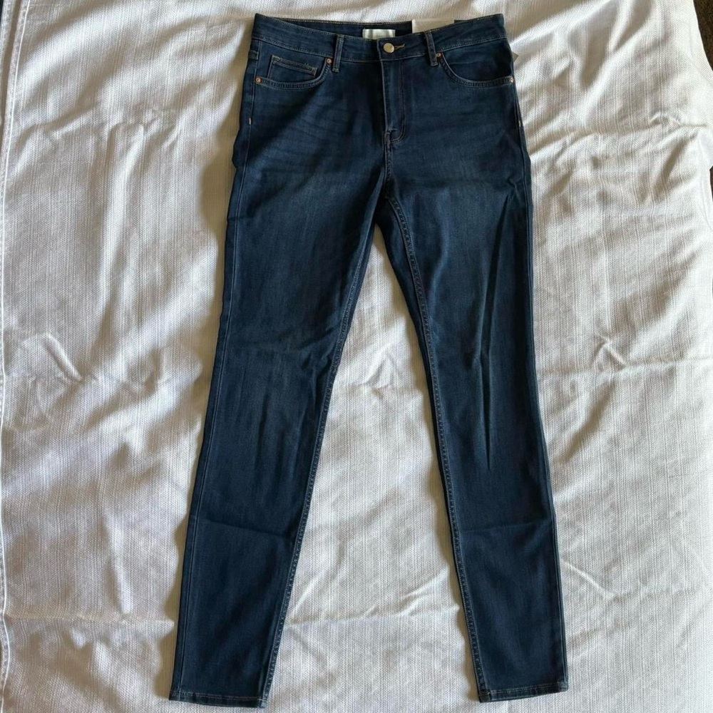 Women's Dark Blue Jeans